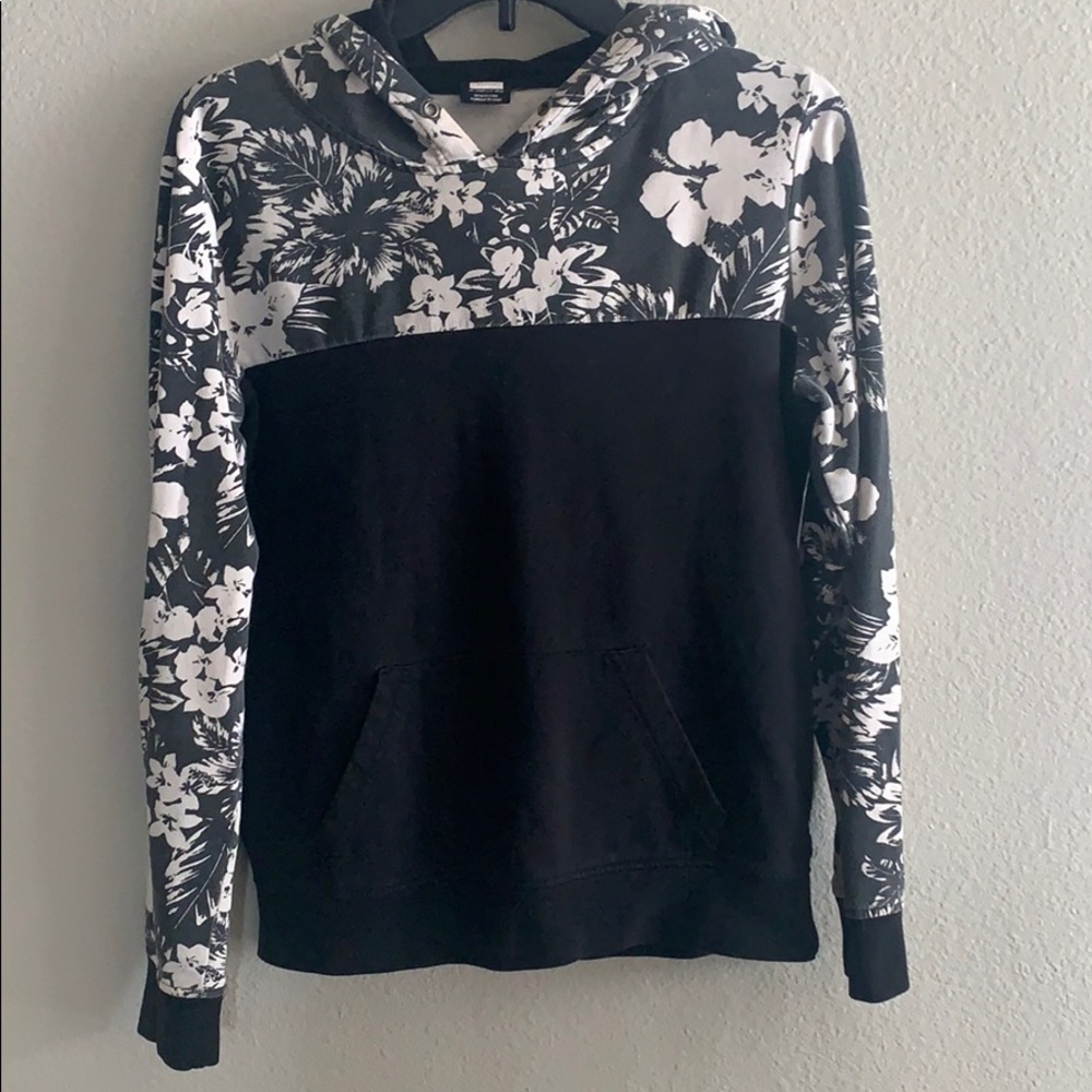 Ninth Hall Sweater | Zumiez Floral